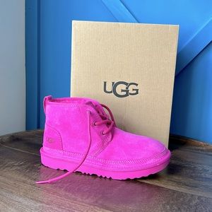 NWT Ugg Neumel II Boot Size 3